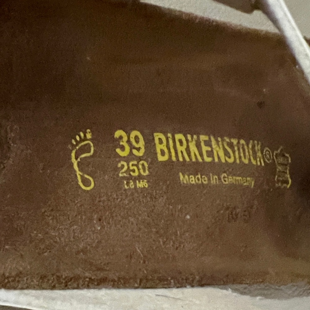Birkenstock White and Brown Sandals - Picture 8 of 8